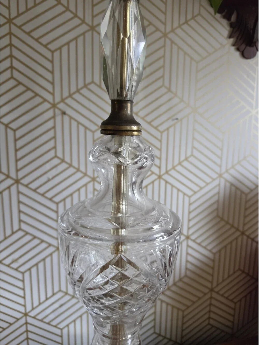 Vintage Hollywood Regency Brass And Cut Crystal And Glass Tall Table Lamp
